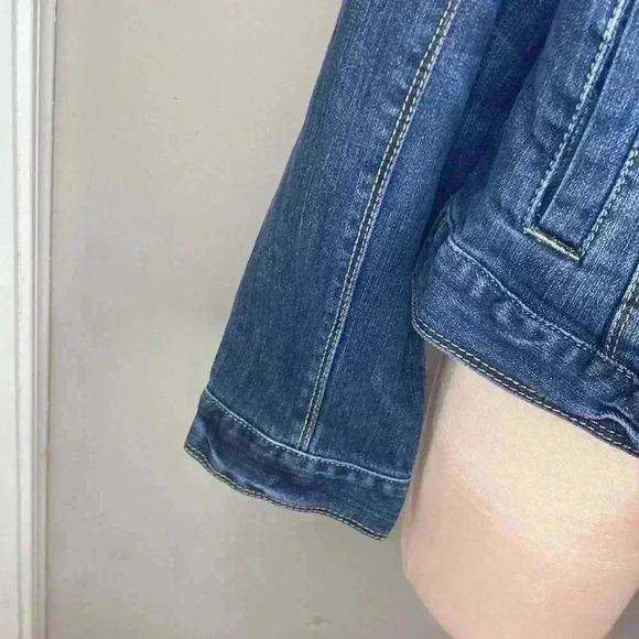 Lane Bryant NWT New Denim Jacket Women's Size 16 - Picture 3 of 8